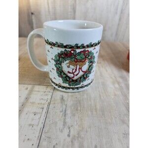 Vintage Windsor Collection Christmas Mug w/ Holly & Bells – In Box